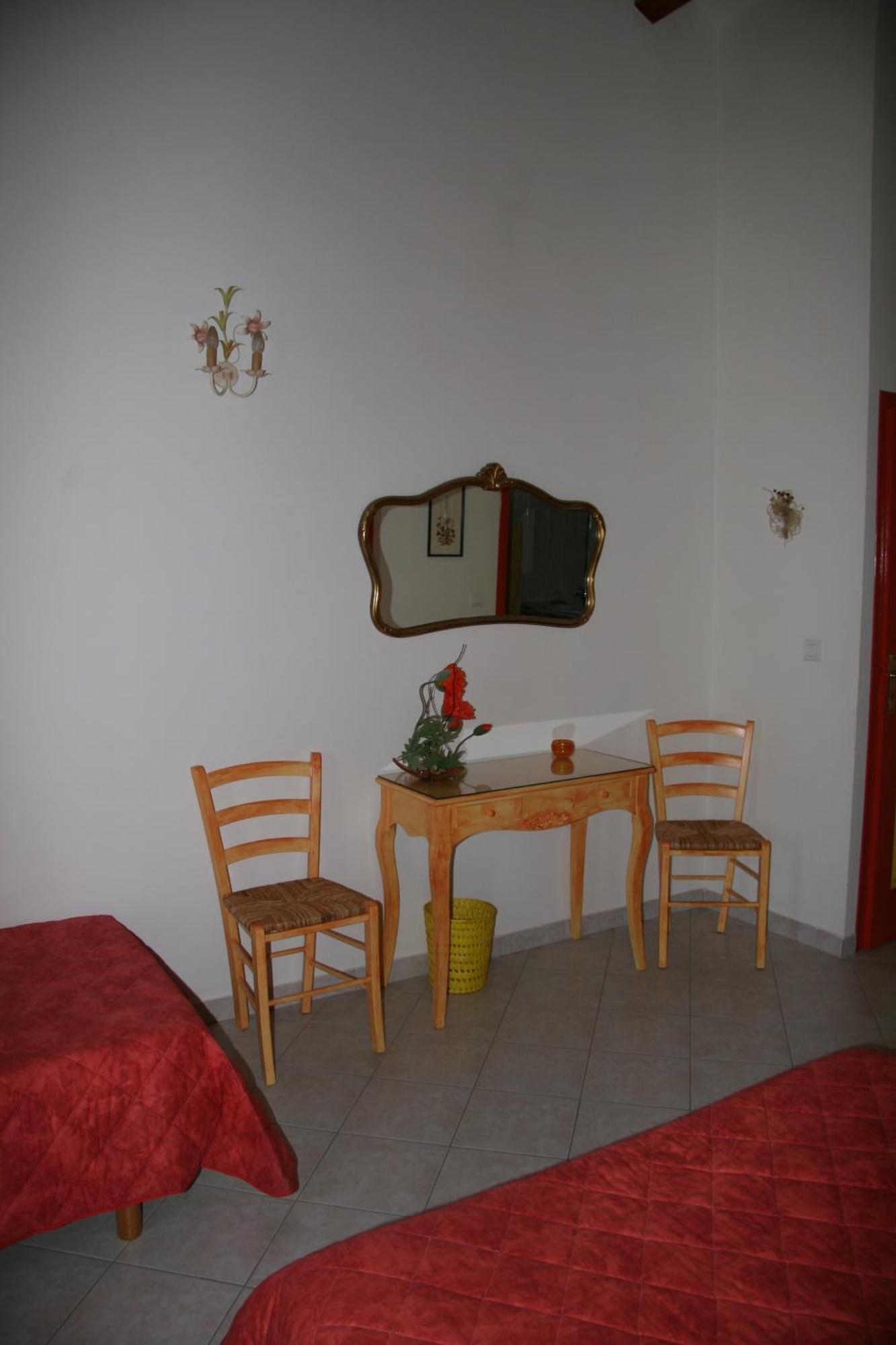 Chambres D'Hotes Lou Jassou Lapanouse-de-Cernon Esterno foto