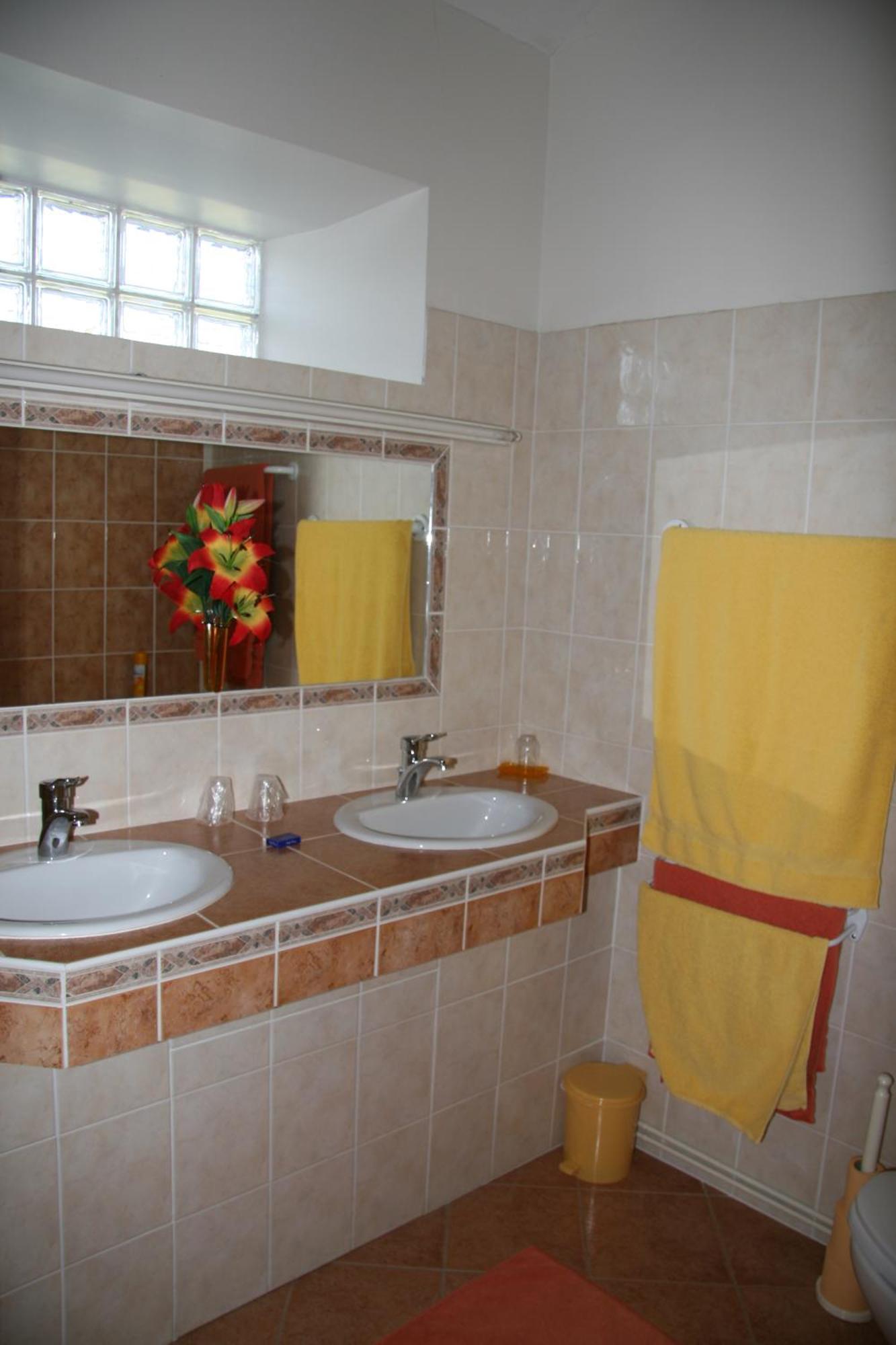 Chambres D'Hotes Lou Jassou Lapanouse-de-Cernon Esterno foto