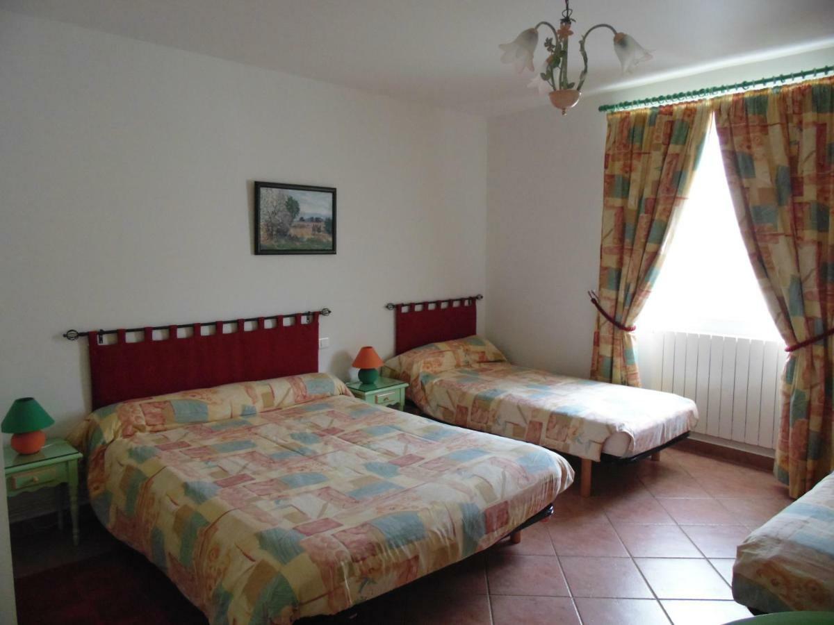 Chambres D'Hotes Lou Jassou Lapanouse-de-Cernon Esterno foto
